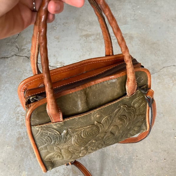 Patricia Nash Italian Leather Handbag - Picture 2 of 8